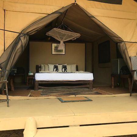 Back Of Beyond Dune Camp Yala Exteriör bild