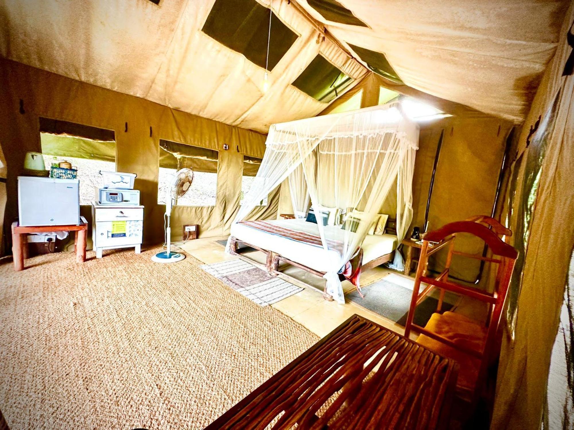 Back Of Beyond Dune Camp Yala Exteriör bild