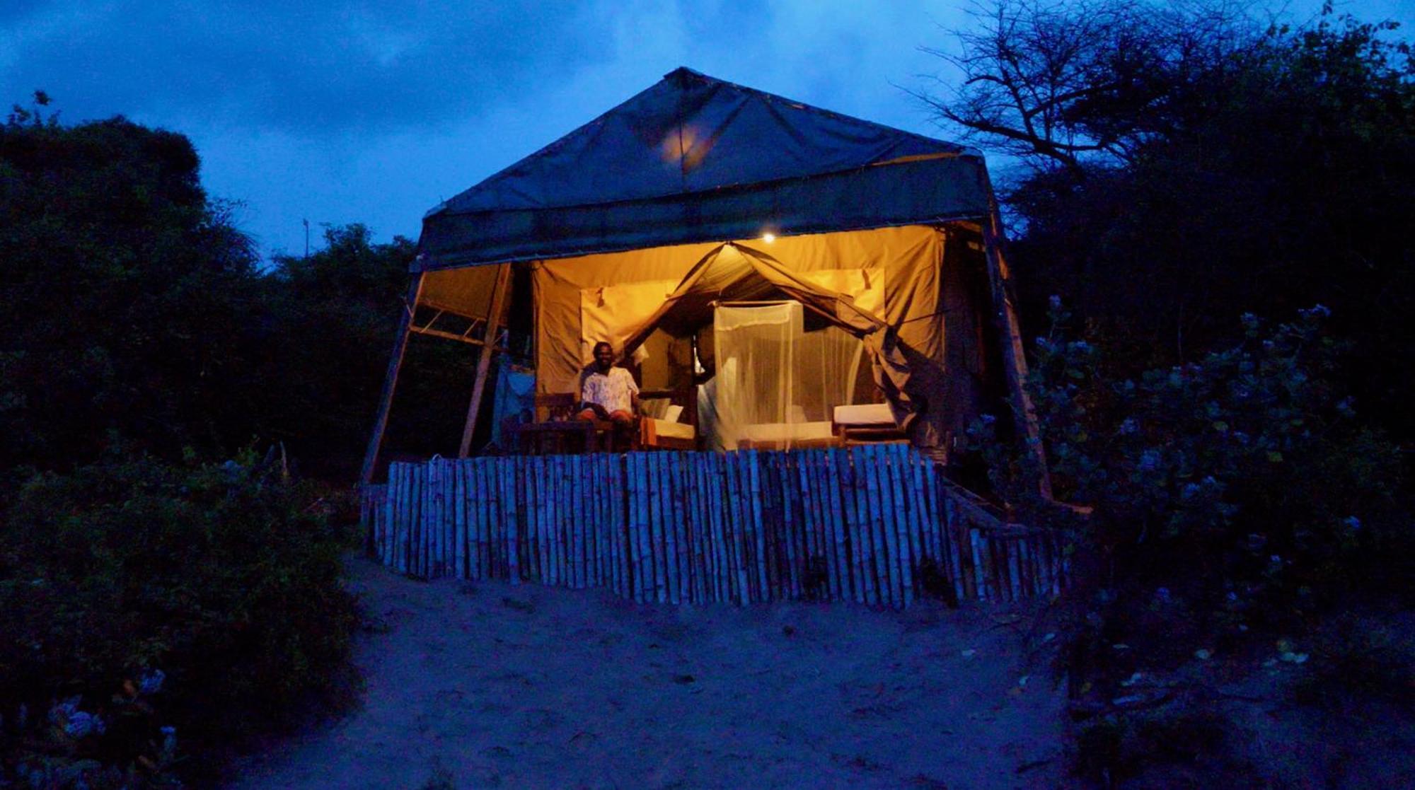 Back Of Beyond Dune Camp Yala Exteriör bild